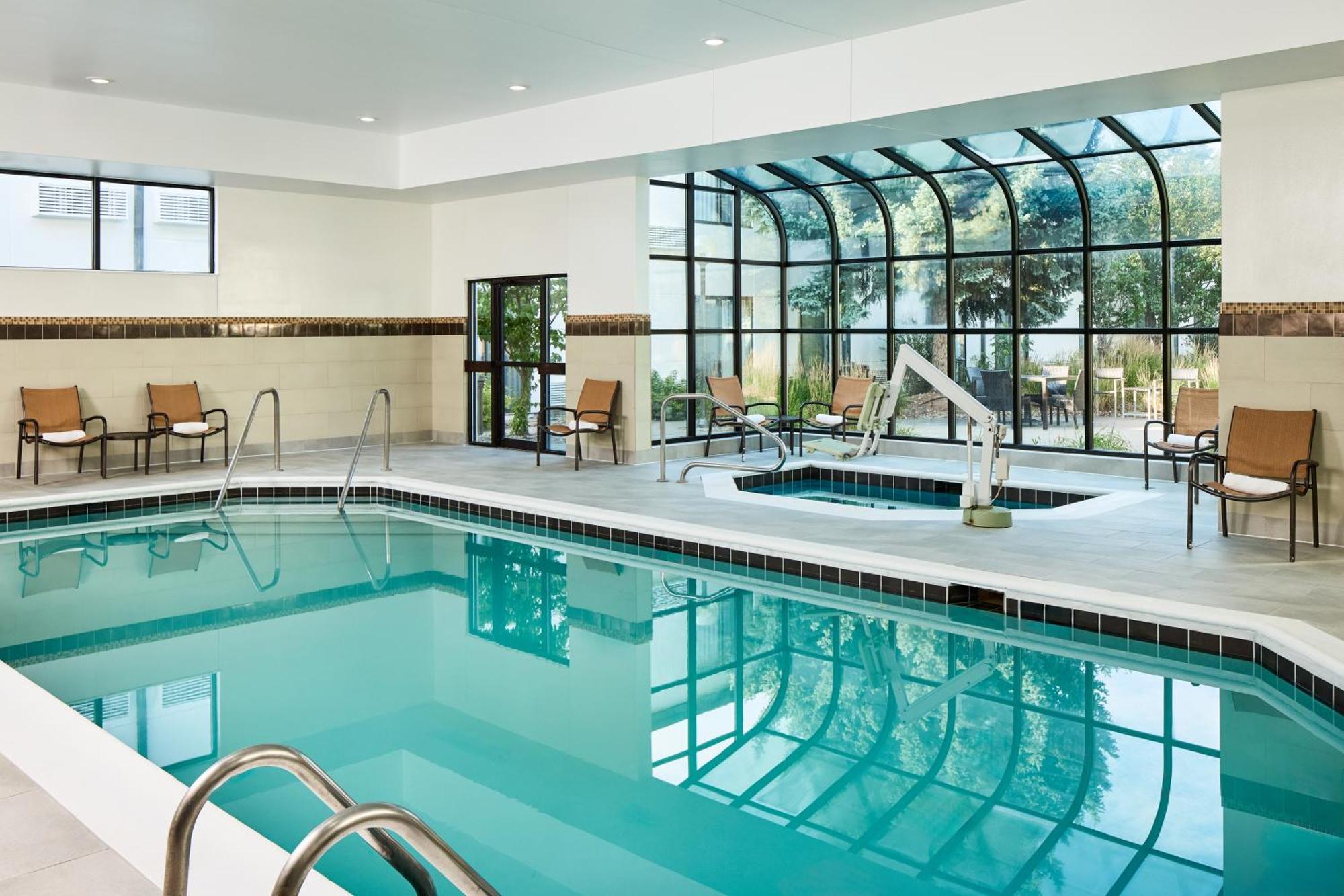 Courtyard By Marriott Fort Collins Exterior foto